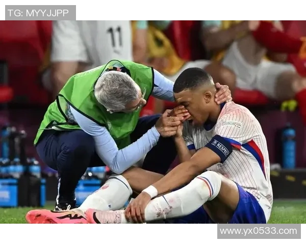 姆巴佩助法国豪取欧洲杯胜利，成为全场焦点